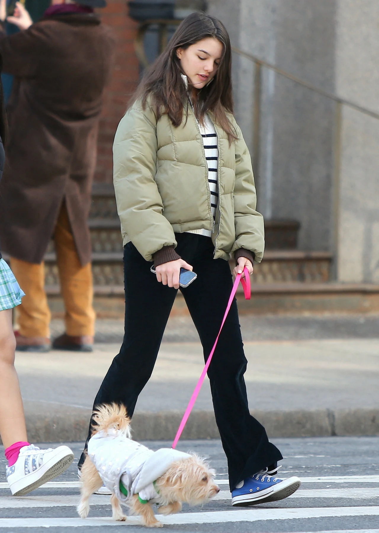 Suri Cruise na spacerze w Nowym Jorku Suri Cruise na spacerze w Nowym Jorku