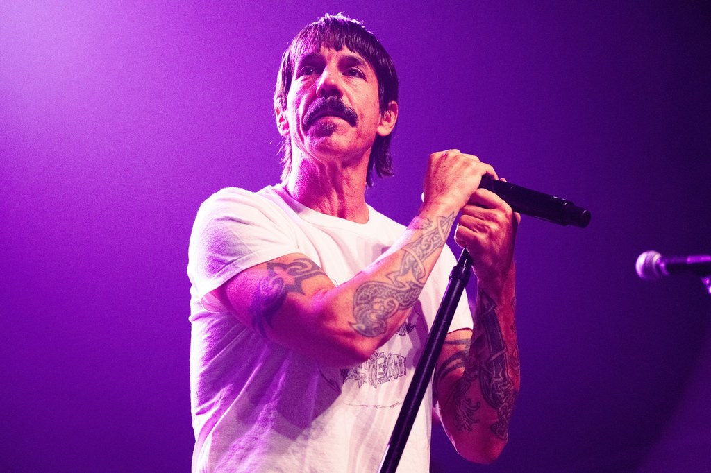 Anthony Kiedis jest wokalistą Red Hot Chili peppers