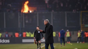 Klub Ekstraklasy ma problem. Trener i piłkarze zakażeni koronawirusem!