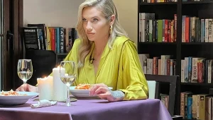 Karolina Gilon na romantycznej kolacji