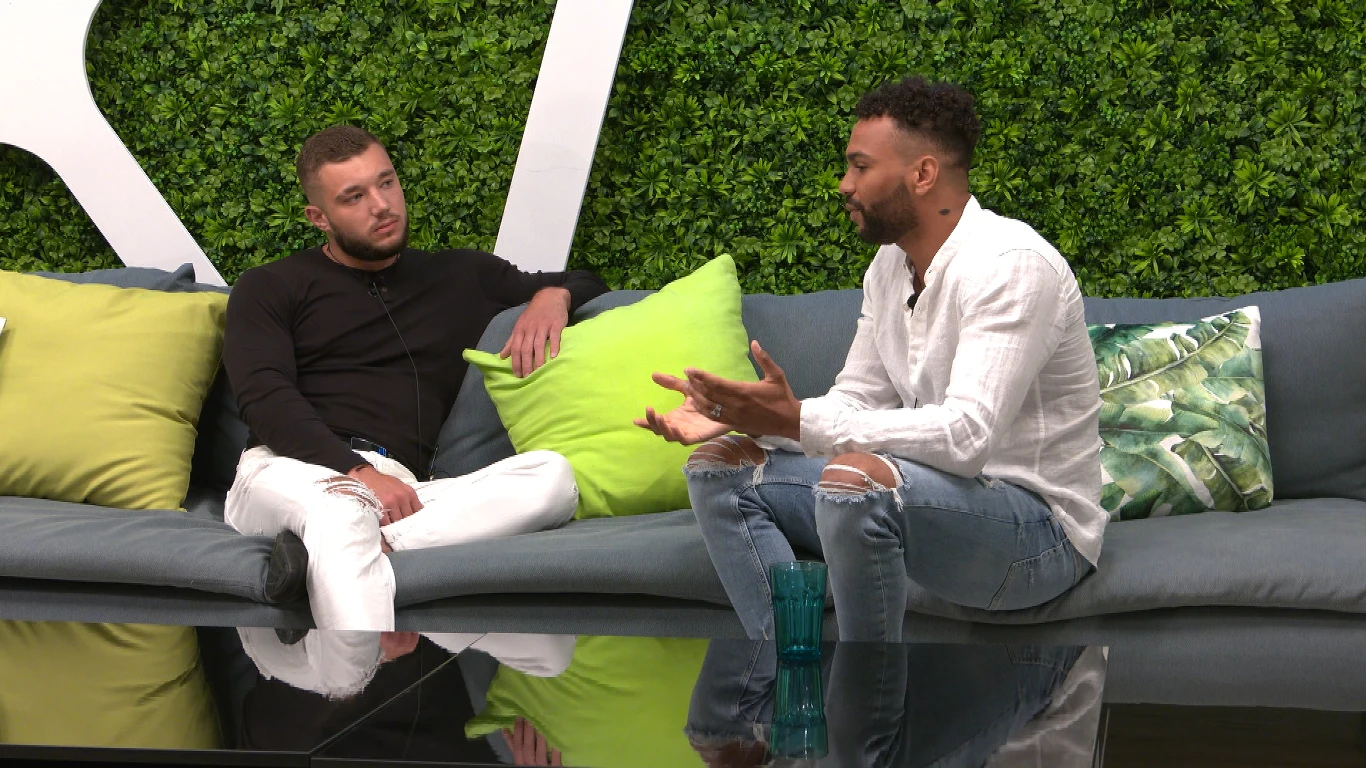 "Love Island. Wyspa Miłości" "Love Island. Wyspa Miłości"