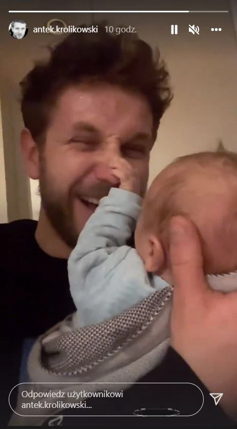 Antek Królikowski odwiedził synka