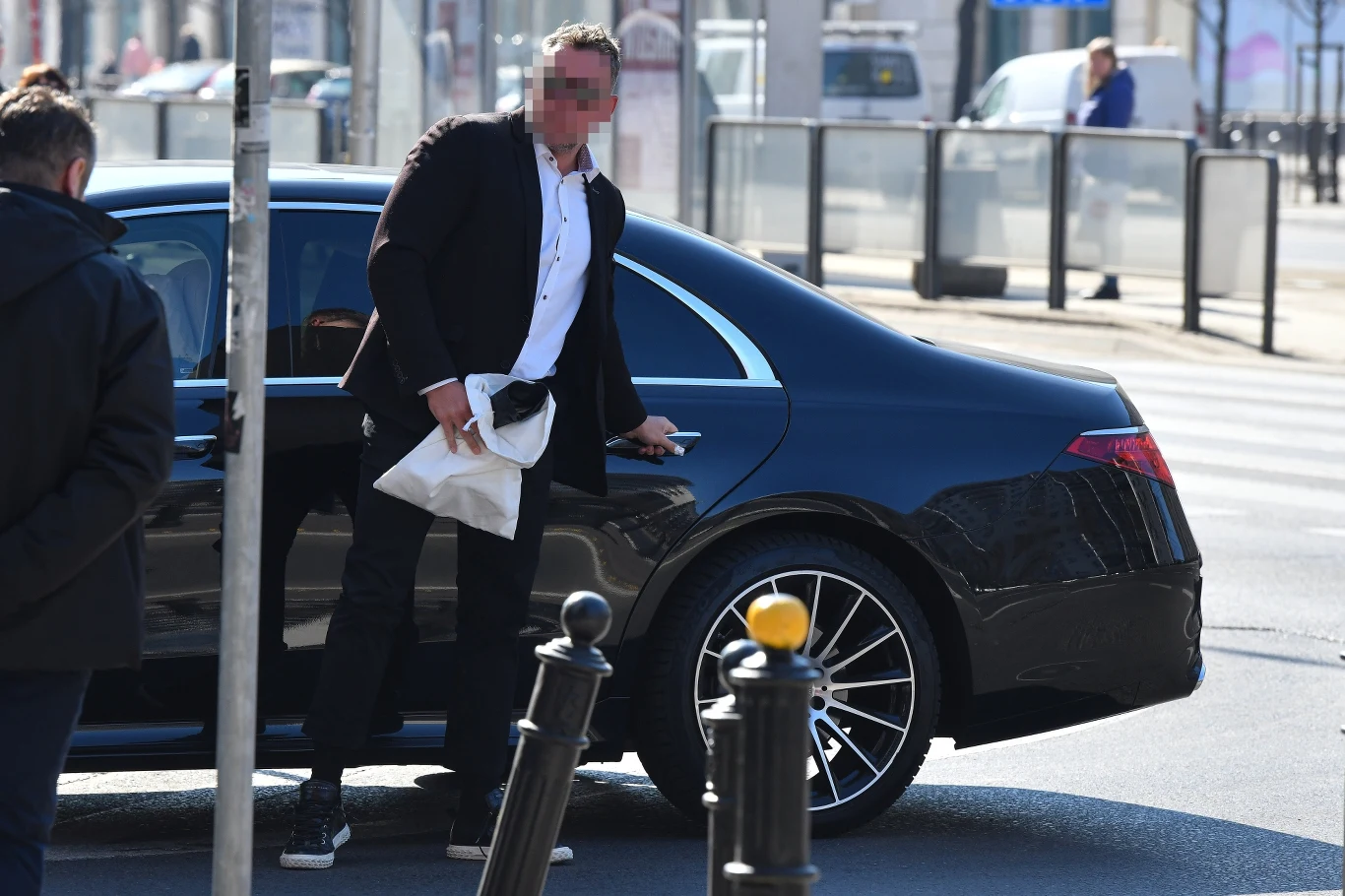 Anna Lewandowska i Robert Lewandowski w obstawie ochroniarzy przybyli do "Dzień dobry TVN"