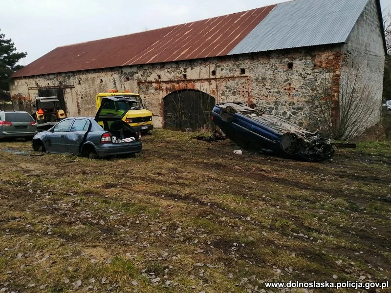 Skradzione auta trafiały do tej dziupli Skradzione auta trafiały do tej dziupli