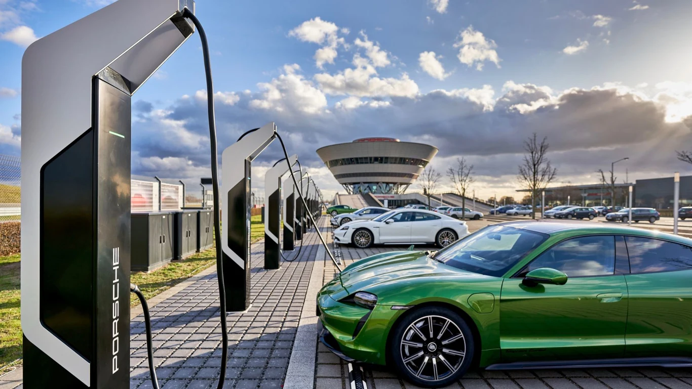 Sieć ładowarek Porsche 