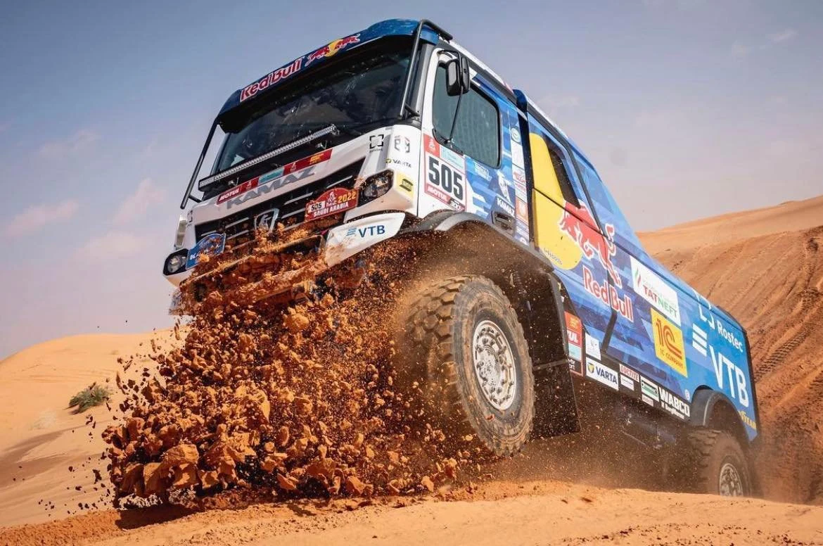 Kamaz trzykrotnie z rzędu zwyciężał w Rajdzie Dakar