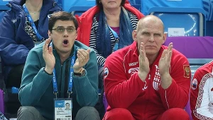 Aleksander Popow (z lewej)