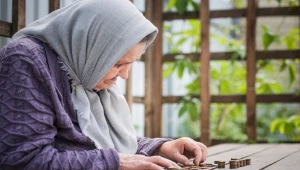 Z czego sfinansować 14. emeryturę? Rząd:- nie wiemy