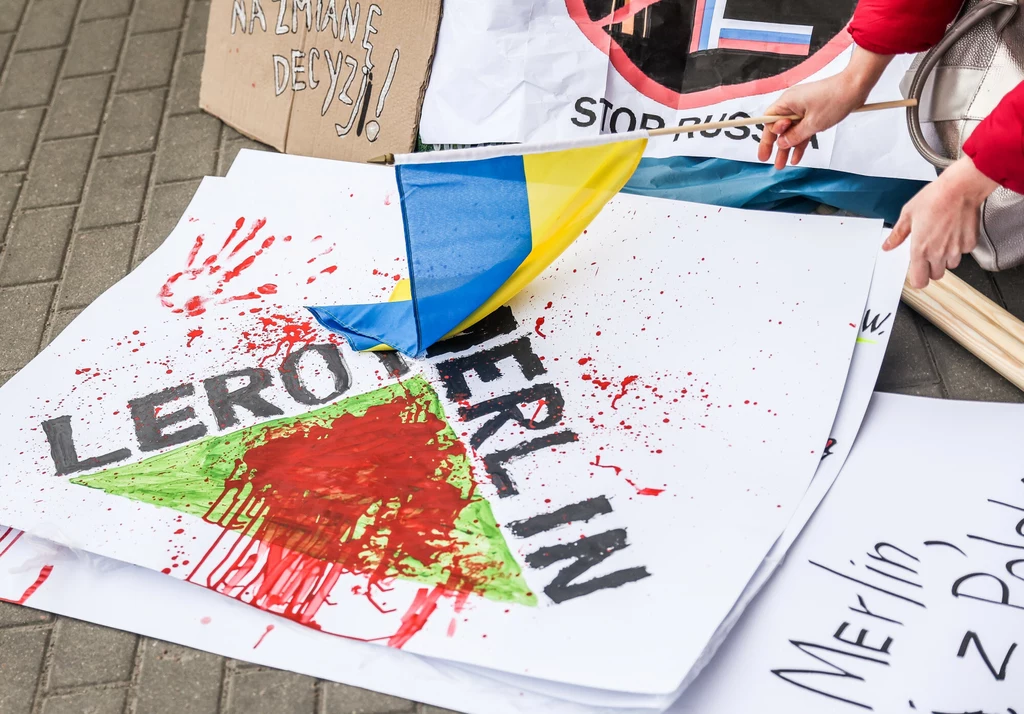 Trwają protesty przeciwko stanowisku Leroy Merlin i pozostaniu firmy na rosyjskim rynku Trwają protesty przeciwko stanowisku Leroy Merlin i pozostaniu firmy na rosyjskim rynku
