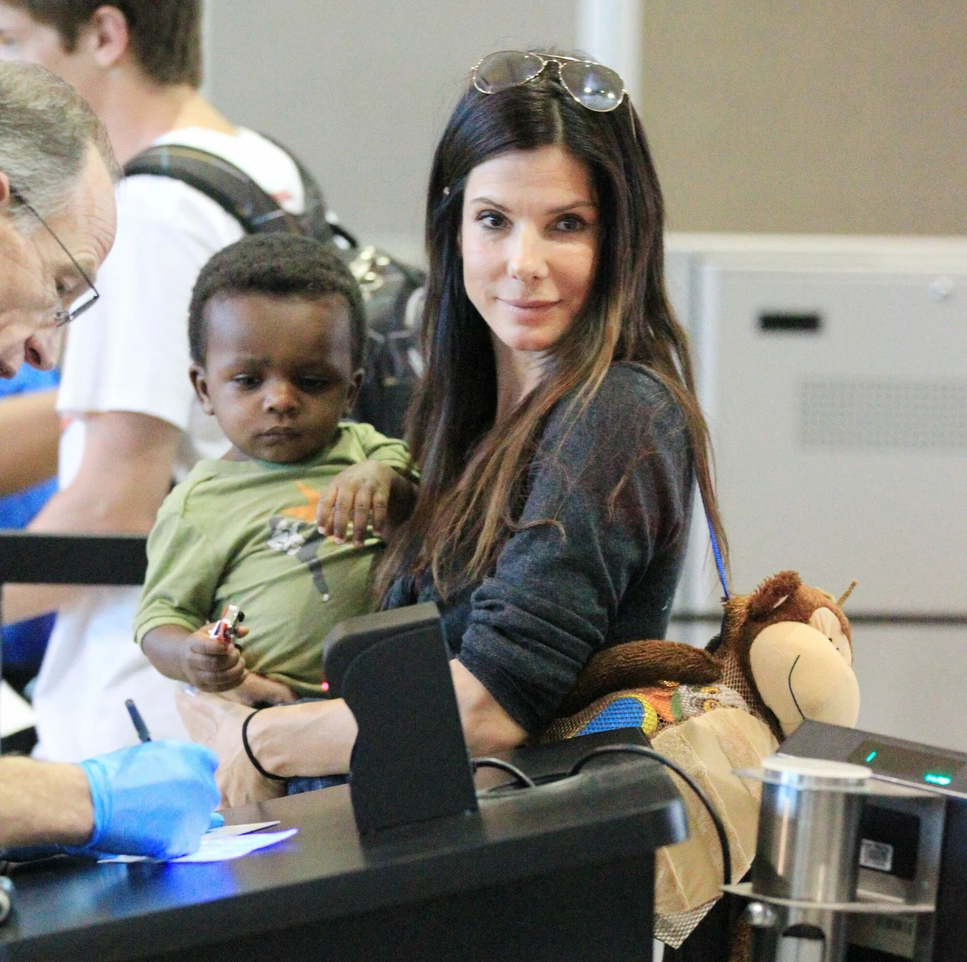Sandra Bullock adoptowała dwójkę dzieci Sandra Bullock adoptowała dwójkę dzieci