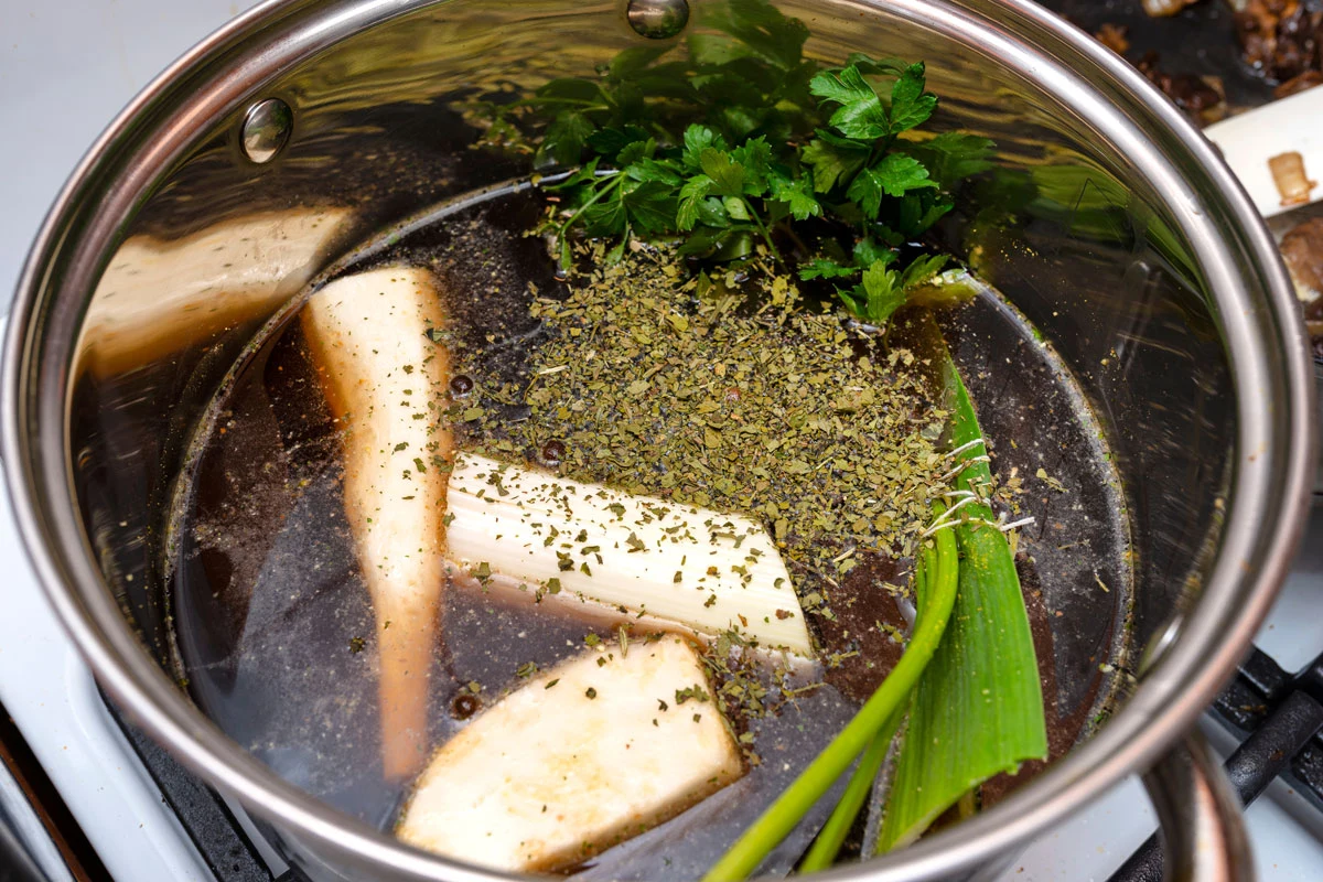 Sól postaraj się zastąpić przyprawami