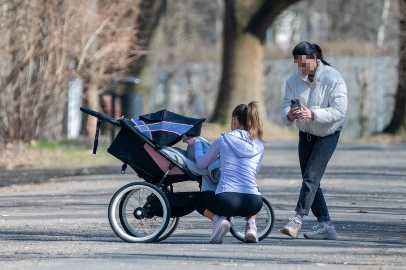 Anna Lewandowska pozowała do zdjęć z wózkiem