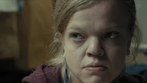 Anna Dzieduszycka w scenie z "Sukienki"