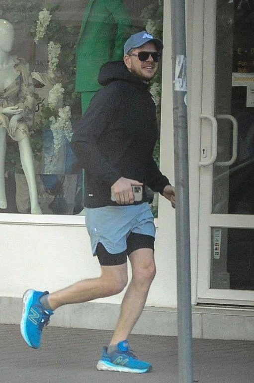 Filip Chajzer podczas joggingu