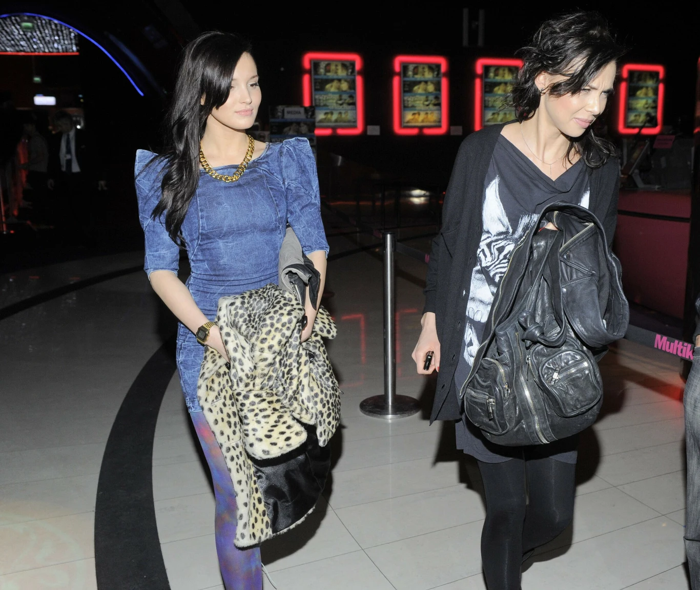 Maja Sablewska i Marina Łuczenko na premierze filmu "Wszystko, co kocham" 