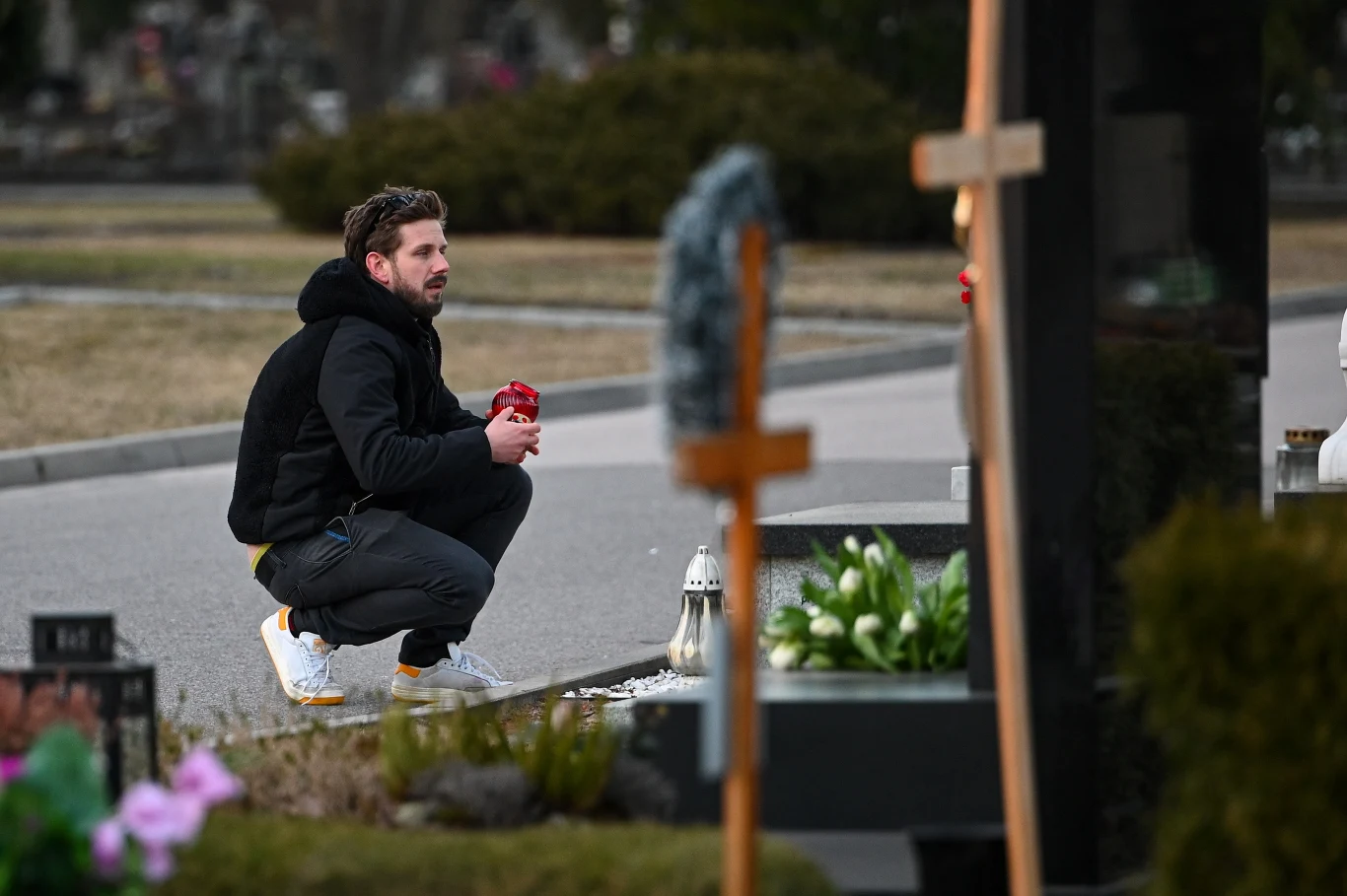 Antek Królikowski na cmentarzu Antek Królikowski na cmentarzu