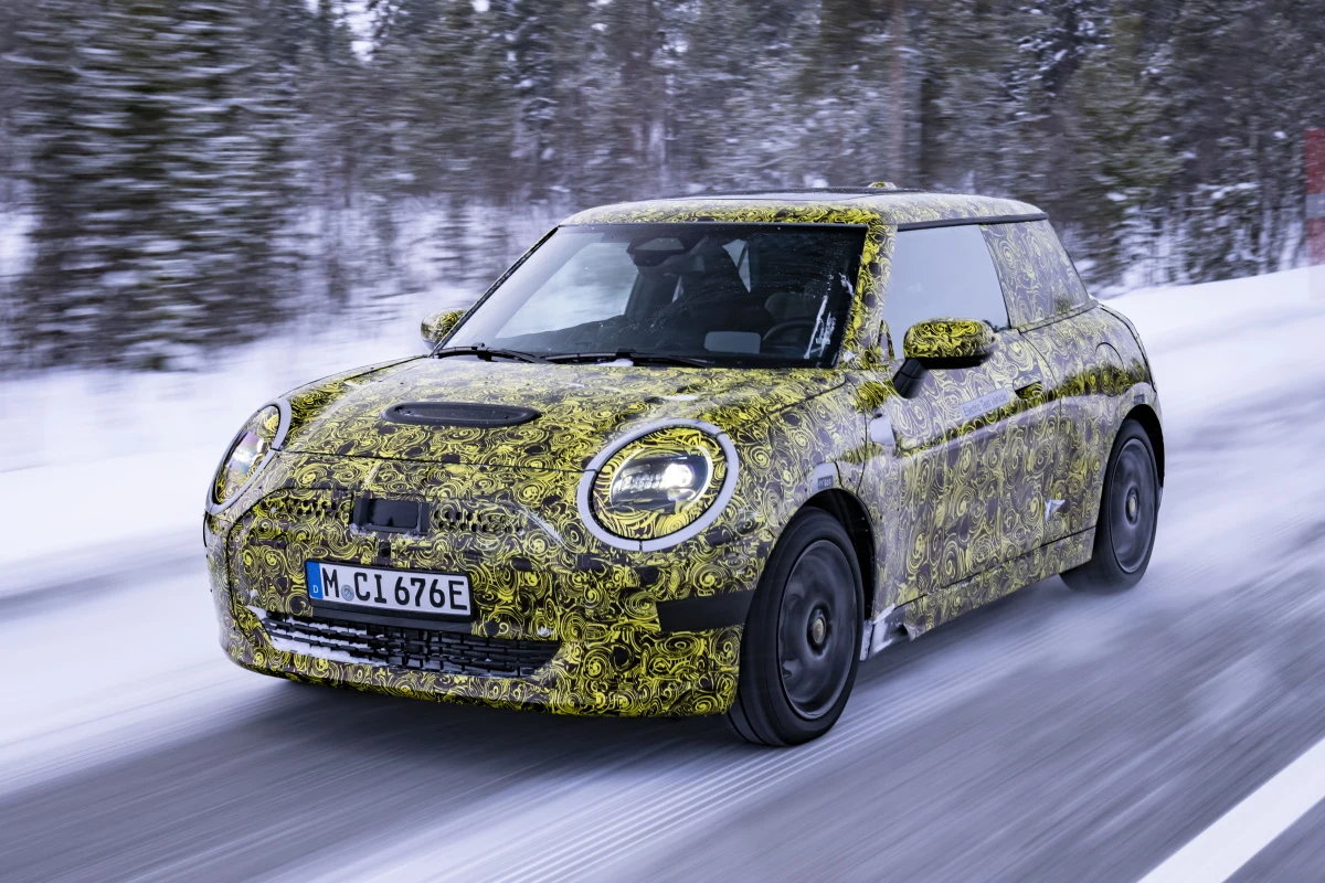Elektryczne Mini hatchback nowej generacji
