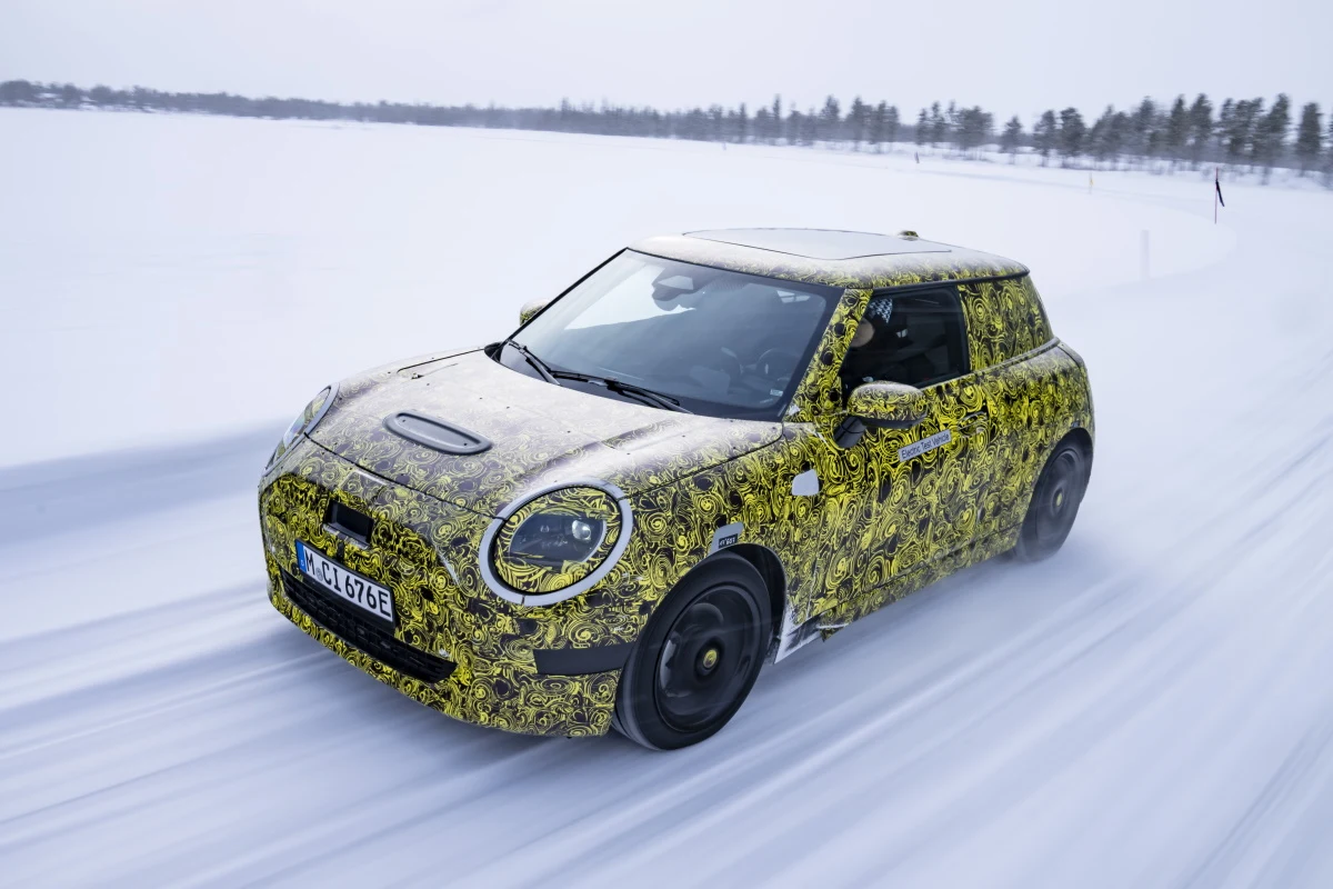 Elektryczne Mini hatchback nowej generacji