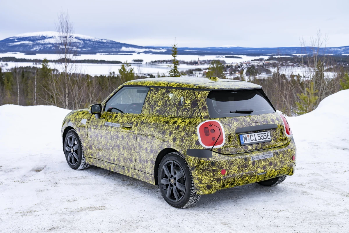 Elektryczne Mini hatchback nowej generacji