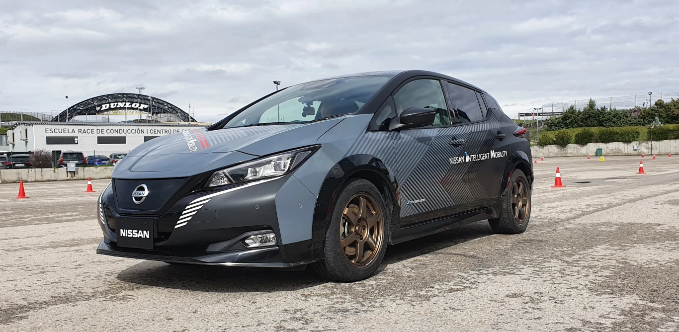 Nissan Super Leaf