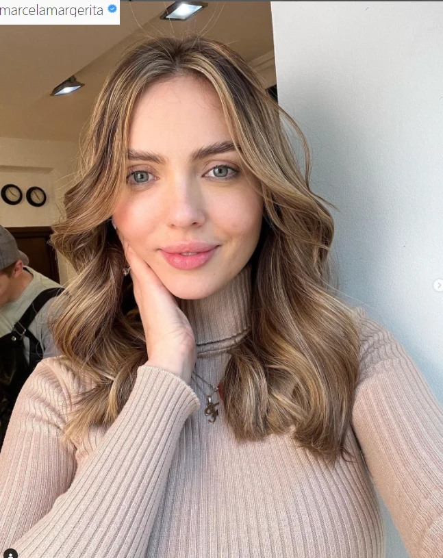 W tej fryzurze nie przypomina Dagmary Bryzek? Foto: Instagram @marcelamargerita/ W tej fryzurze nie przypomina Dagmary Bryzek? Foto: Instagram @marcelamargerita/