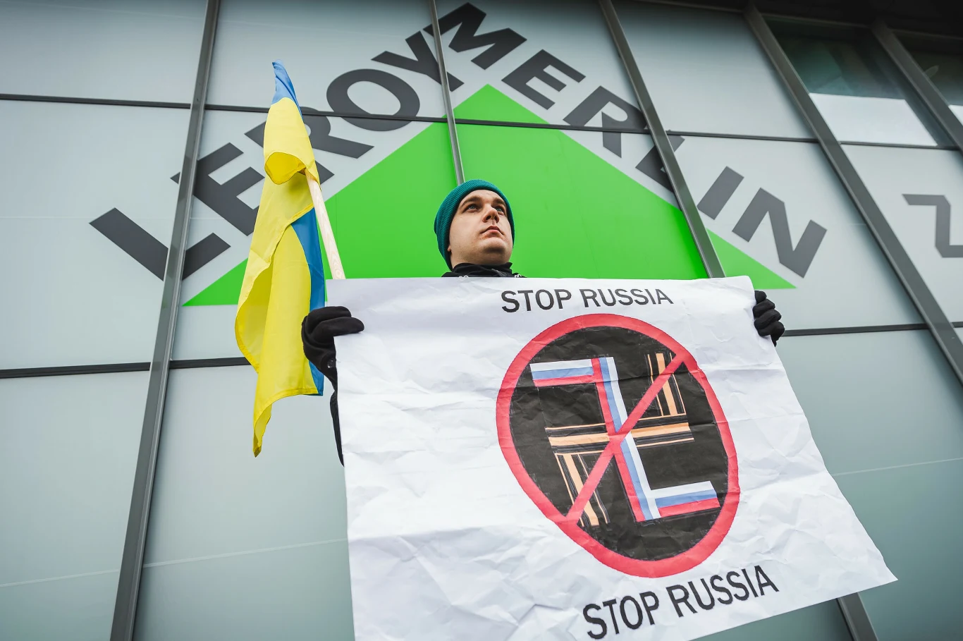 Bojkot sieci Leroy Merlin, protest w Gdańsku Bojkot sieci Leroy Merlin, protest w Gdańsku