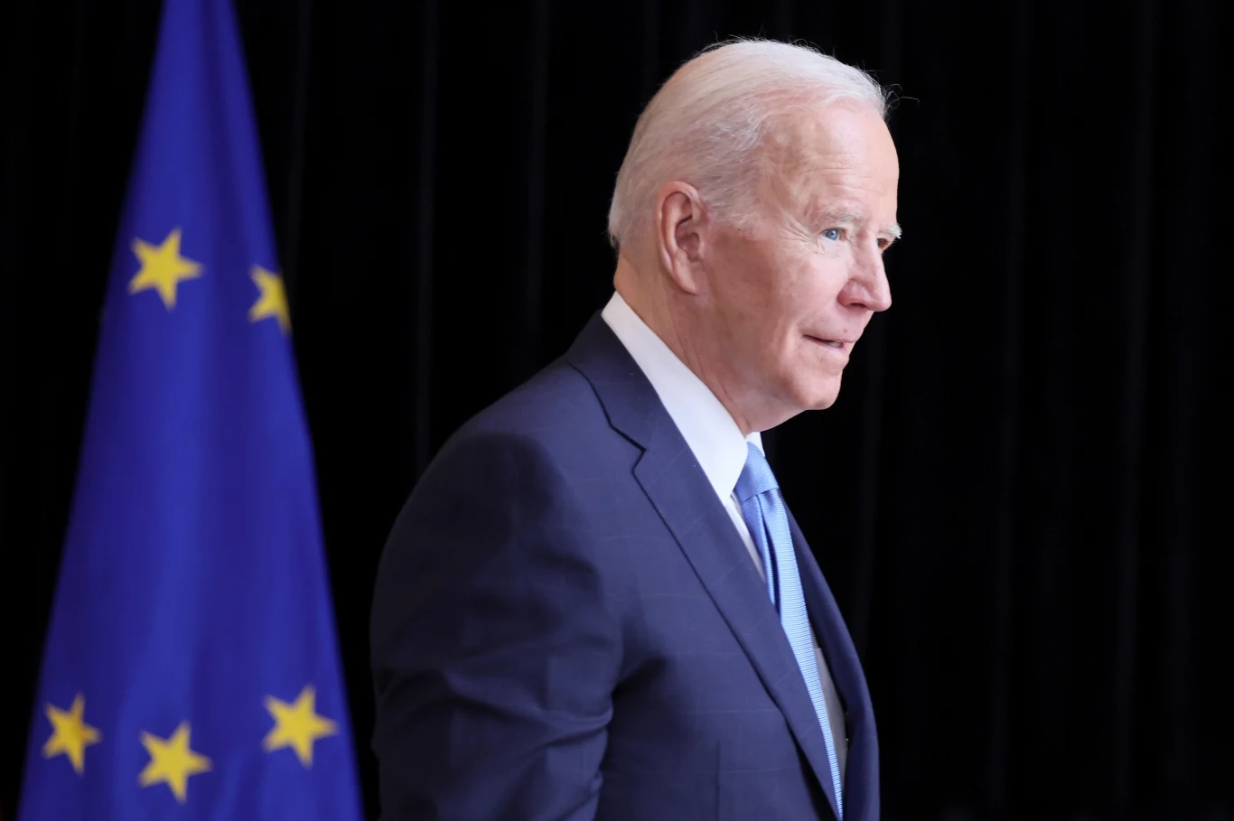 Joe Biden własnymi rękami zapracował na swój majątek Joe Biden własnymi rękami zapracował na swój majątek