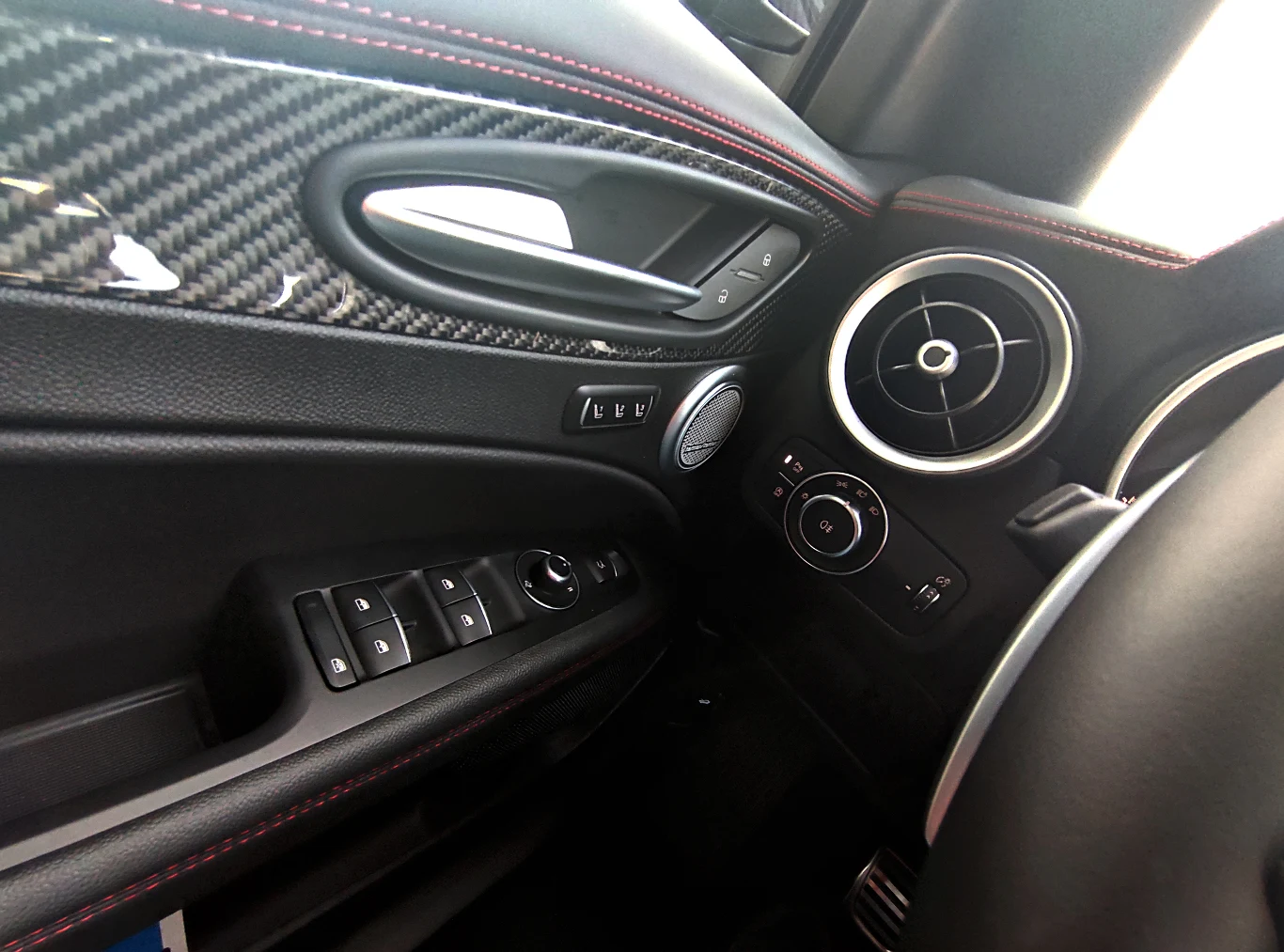 Alfa Romeo Giulia i Stelvio Estrema