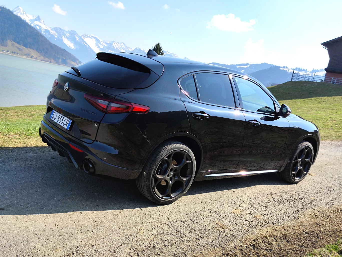 Alfa Romeo Giulia i Stelvio Estrema