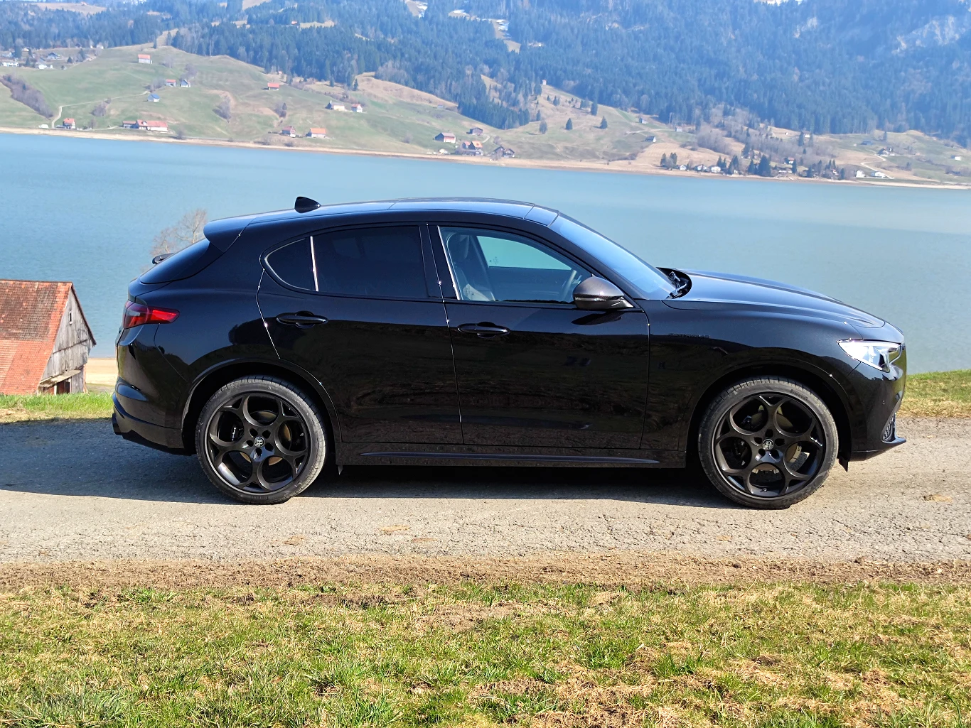 Alfa Romeo Giulia i Stelvio Estrema