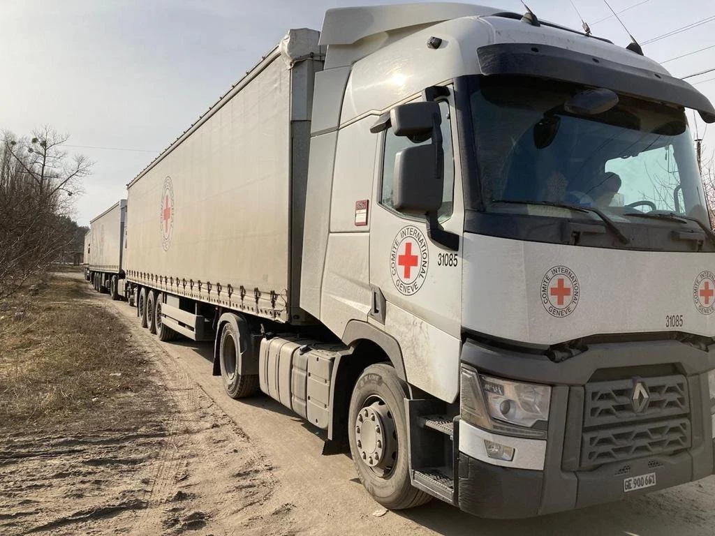 Pomoc humanitarna Czerwonego Krzyża w Ukrainie Pomoc humanitarna Czerwonego Krzyża w Ukrainie