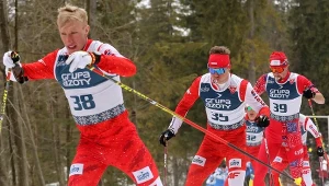 Mistrzostwa Polski w biegach narciarskich. Na zdjęciu od lewej: zwycięzca Kamil Bury, Maciej Staręga i Kacper Antolec.