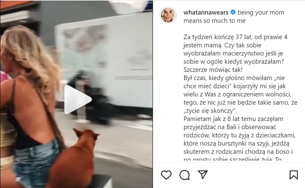 Anna Skura na skuterze