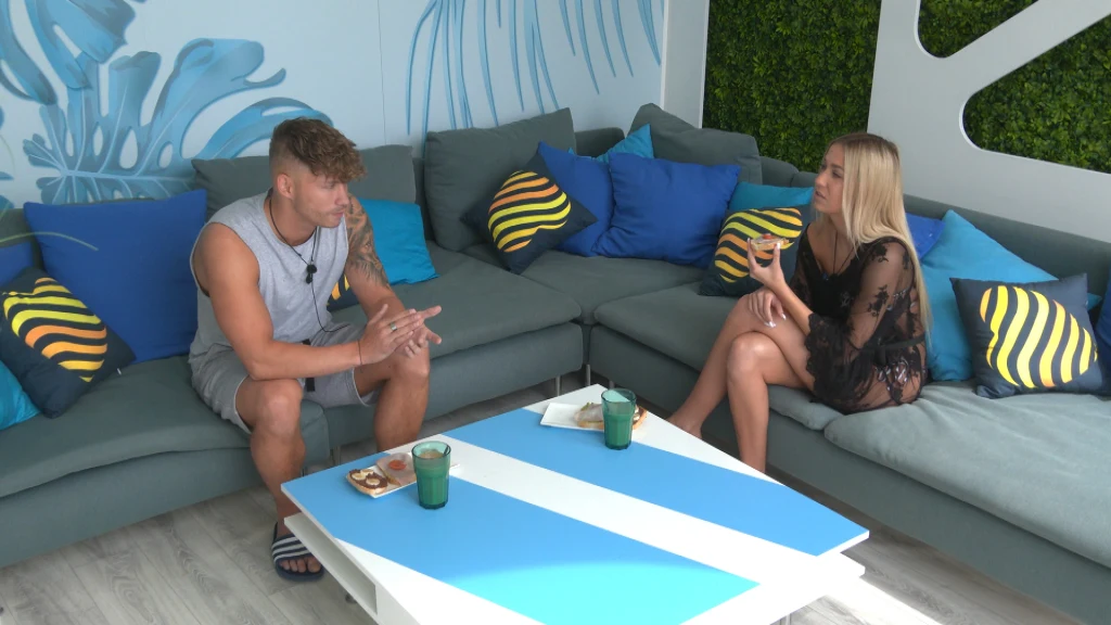 "Love Island. Wyspa Miłości" "Love Island. Wyspa Miłości"
