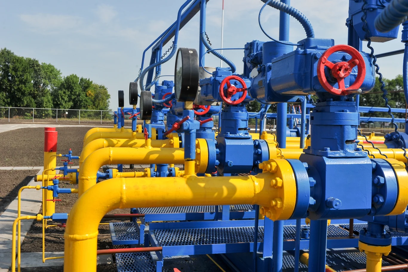 "Absolutną nowością jest mówienie wprost, że nie dekarbonizujemy się jako UE przede wszystkim z paliw kopalnych, ale z paliw rosyjskich" "Absolutną nowością jest mówienie wprost, że nie dekarbonizujemy się jako UE przede wszystkim z paliw kopalnych, ale z paliw rosyjskich"