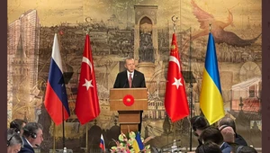 Prezydent Turcji przemawiał do obu stron 