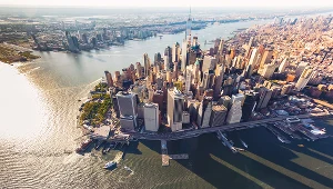 Bogaci mieszkańcy dużych miast USA, m.in. Nowego Jorku, przenoszą się na Florydę aby taniej żyć