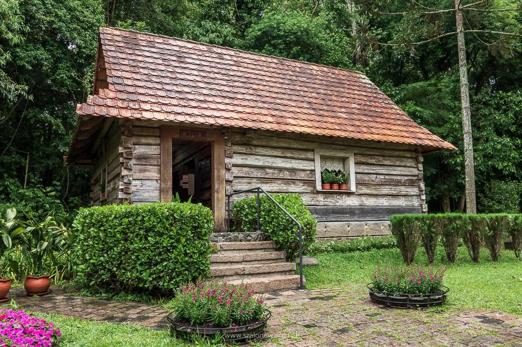 Polski skansen w Kurytybie znajduje się w Parku Jana Pawła II