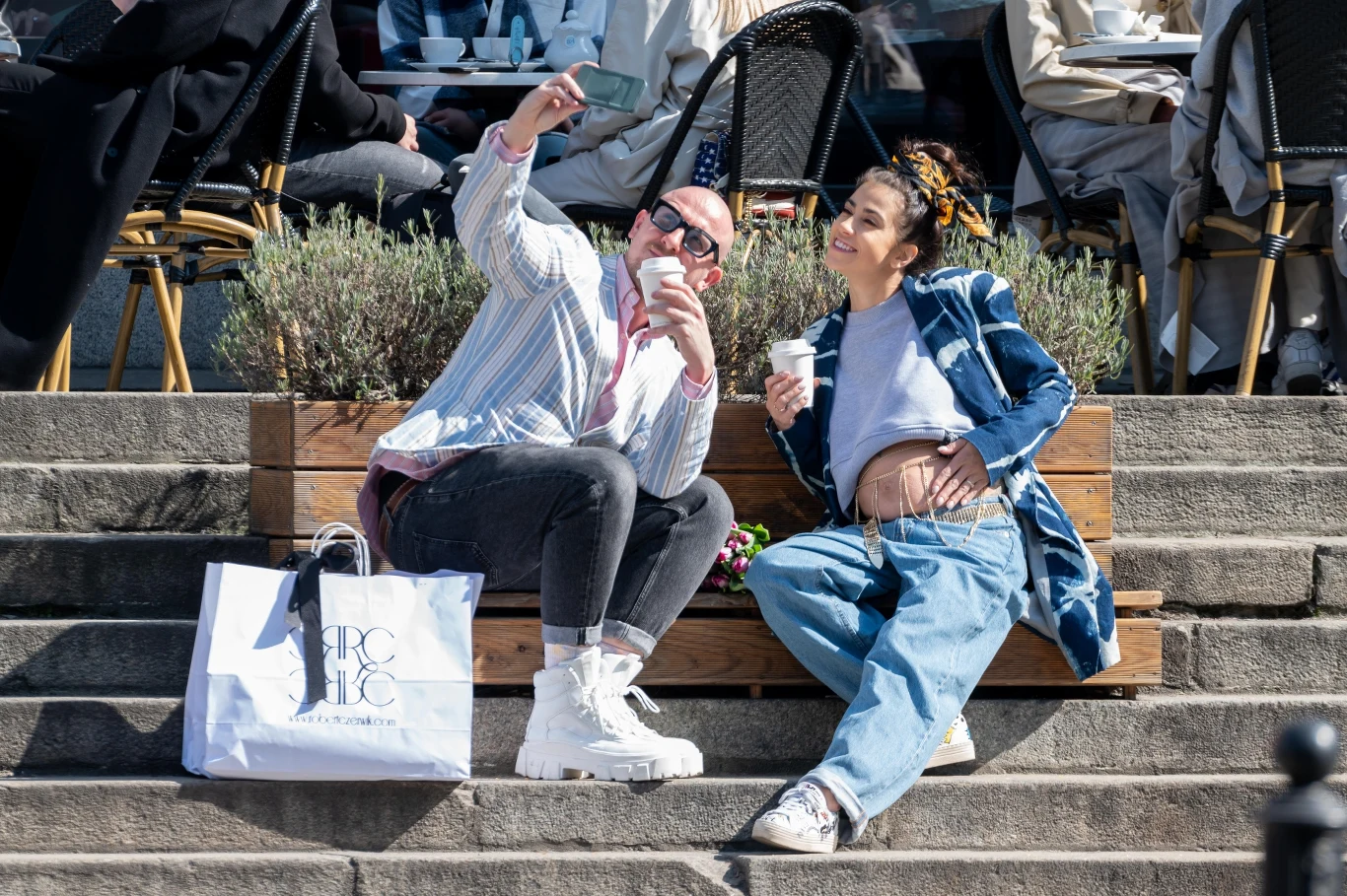 Maja Hyży wybierała materiał na suknię ślubną Maja Hyży wybierała materiał na suknię ślubną