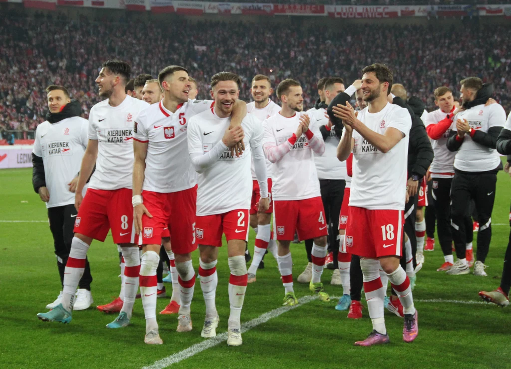 Radość polskich piłkarzy po zwycięstwie nad Szwecją Radość polskich piłkarzy po zwycięstwie nad Szwecją