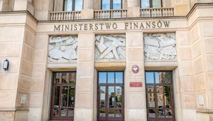 Resort finansów podał szacunki dot. wzrostu PKB w 2024 roku. W IV kwartale u.r. PKB wzrósł o ok. 3,4 proc., a inwestycje wzrosły ok. 0,7 proc.