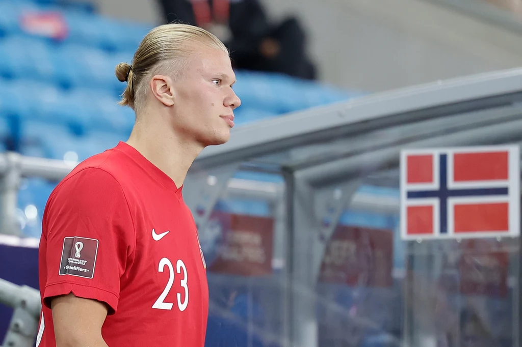 Erling Haaland zdobył ostatnio trzy bramki dla reprezentacji Norwegii Erling Haaland zdobył ostatnio trzy bramki dla reprezentacji Norwegii