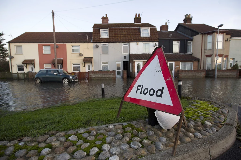 Powódź w mieście Great Yarmouth w Anglii.