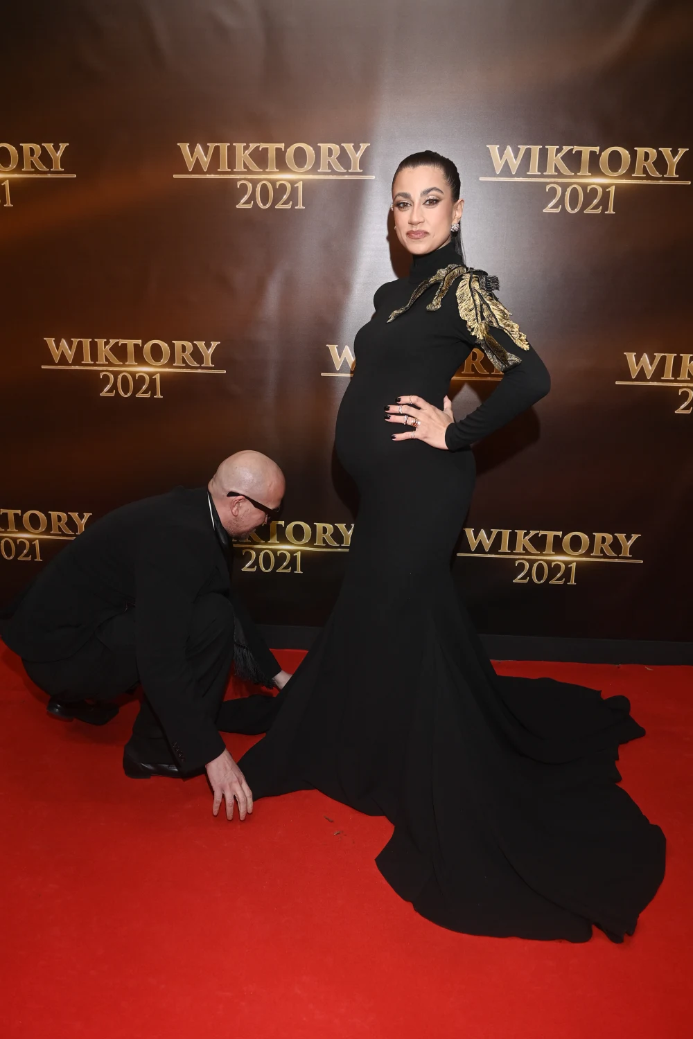 Maja Hyży podczas rozdania nagród ochoczo udzielała wywiadów Maja Hyży podczas rozdania nagród ochoczo udzielała wywiadów