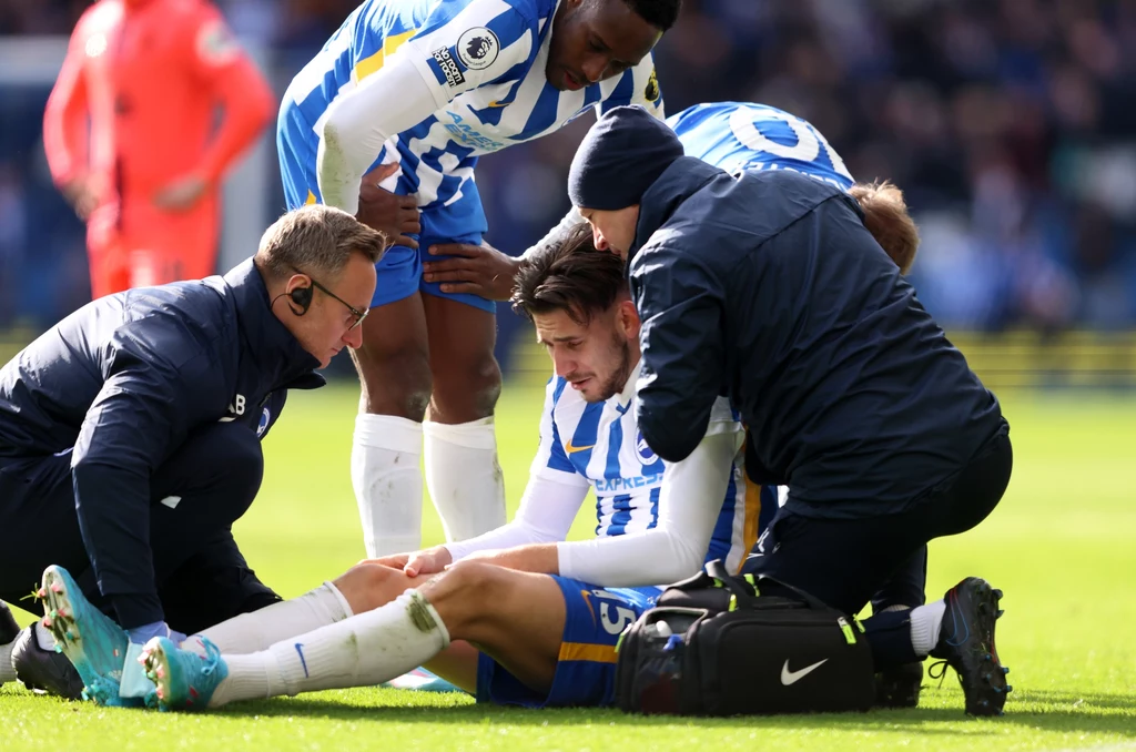 Jakub Moder nabawił się groźnie wyglądającego urazu w trakcie meczu Brighton - Norwich City