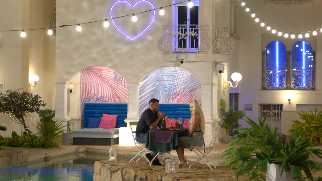 "Love Island. Wyspa Miłości" "Love Island. Wyspa Miłości"