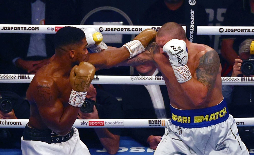 Anthony Joshua (z lewej) i Ołeksandr Usyk Anthony Joshua (z lewej) i Ołeksandr Usyk