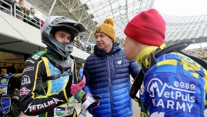 Gwiazdy rządzą w klubach, trenerzy siedzą cicho