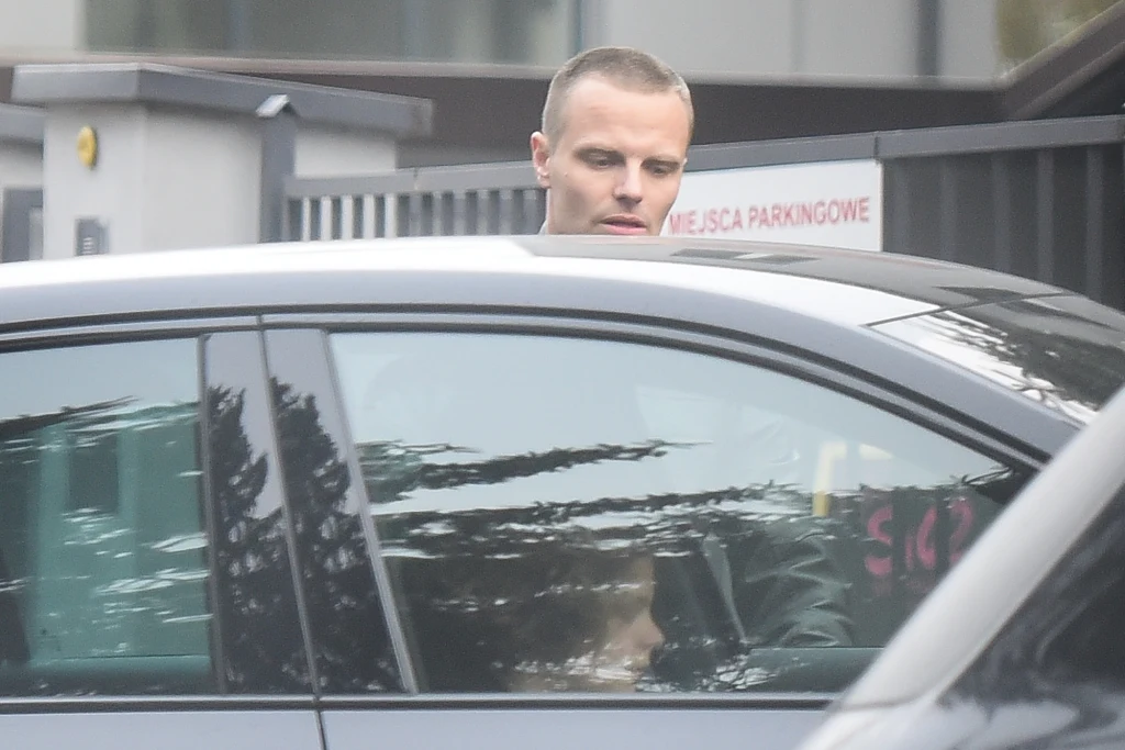 Marcin Hakiel na siłowni z tajemniczą brunetką. Czy to jego nowa partnerka? Marcin Hakiel na siłowni z tajemniczą brunetką. Czy to jego nowa partnerka?