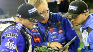 Stal oddaje mecz walkowerem? Kibice wściekli na trenera